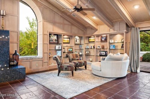 3301 Rovey Ave, Scottsdale AZ 85250-5824 exterior