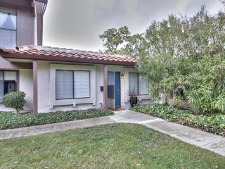 159 Brahms Way, Sunnyvale, CA 94087-1435