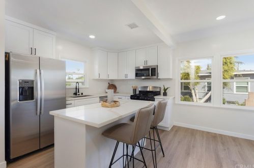 325 Cherry St, Brea CA  92821-6526 exterior