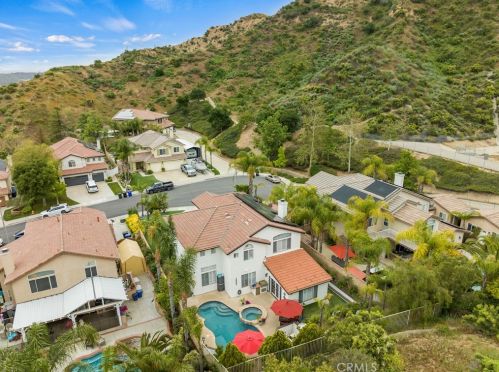 30411 Star Canyon Pl, Santa Clarita CA  91384-4712 exterior