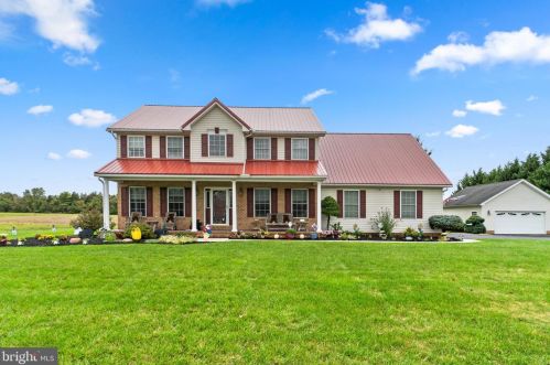 195 Two Taverns Rd, Littlestown, PA 17340-9475