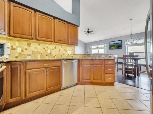 628 Wechsler Cir, Orlando FL  32824-5925 exterior