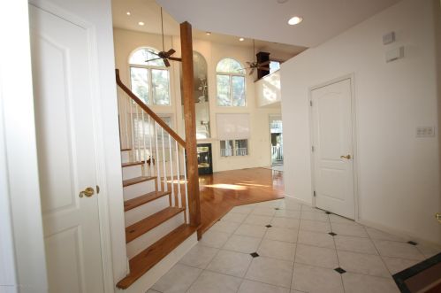 56 Tamarac Ct, Holmdel Village, NJ 07733-2525