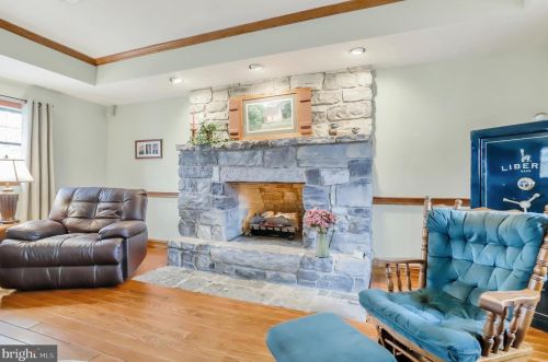 6383 Molly Pitcher Hwy, Lees Cross Roads PA  17257-9373 exterior