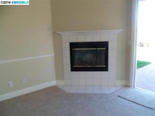 4751 La Vista Dr, Oakley CA  94561-4162 exterior