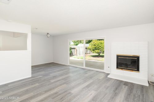 827 Sunnyside Ave, Santa Maria, CA 93455-3361