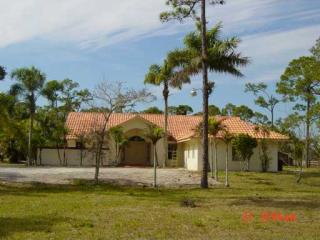 1625 E Rd, Town Of Loxahatchee Groves, FL 33470-4855