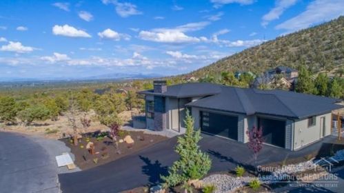 119 Highland Meadow Loop, Eagle Crest, OR 97756-7397