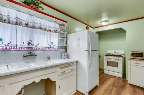 6017 Kauffman Ave, Temple City CA  91780-1742 exterior