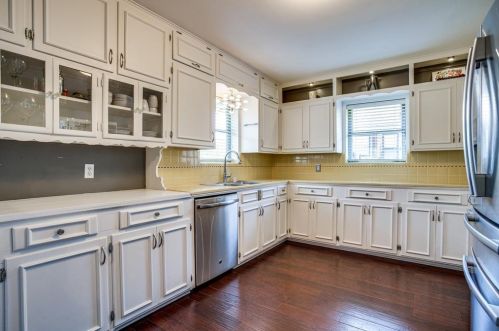 406 Frances Way, Richardson TX  75081-4206 exterior