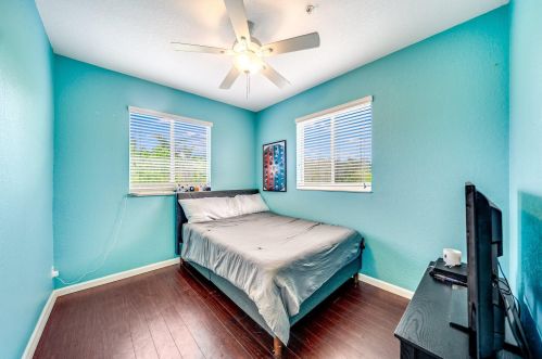 2850 Oasis Dr, Boynton Beach FL  33426-8665 exterior