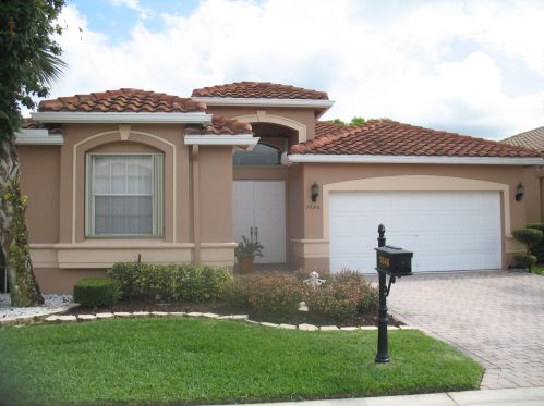 7646 Viniste Dr, Boynton Beach, FL 33472-7394