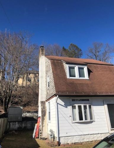 16 Circle Dr, Tuxedo Park NY  10987-4420 exterior