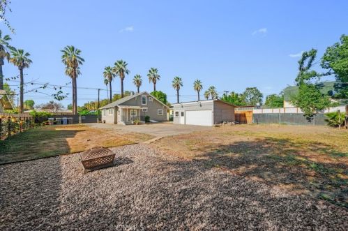 6188 Palm Ave, Riverside CA  92506-2022 exterior