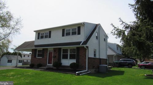 701 Cypress St, Lansdale, PA 19446-3920