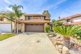 14233 Ranchero Dr, Fontana, CA 92337-0523