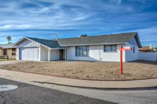 5302 Maui Ln, Glendale, AZ 85306-3433