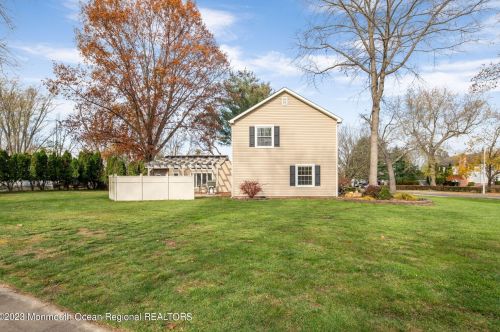 9 Salem Ln, Jackson Twp NJ  08527-1210 exterior