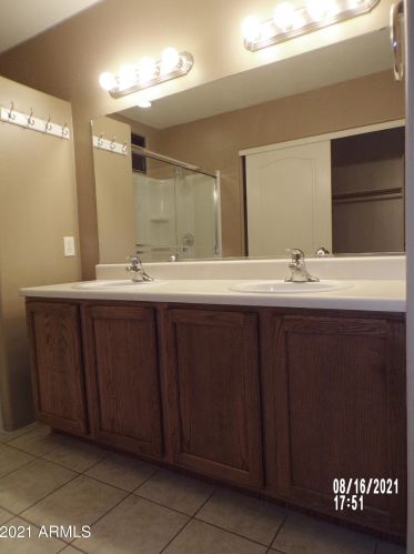 975 Horner Dr, Sierra Vista AZ  85635-1473 exterior