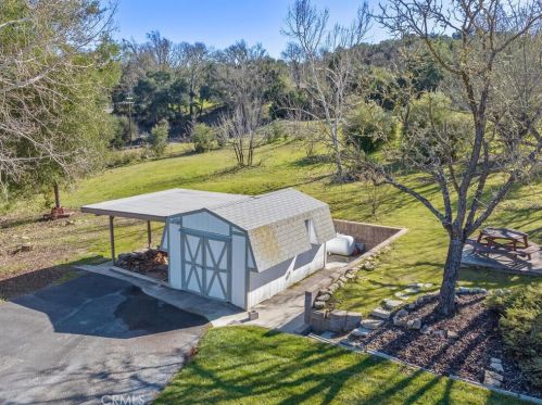 1440 Ridge Rd, Templeton CA  93465-9303 exterior