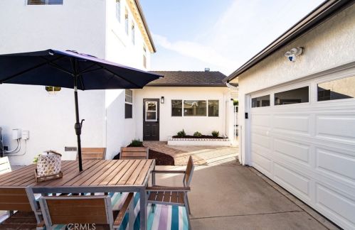 2809 Josie Ave, Long Beach CA 90808-4106 exterior