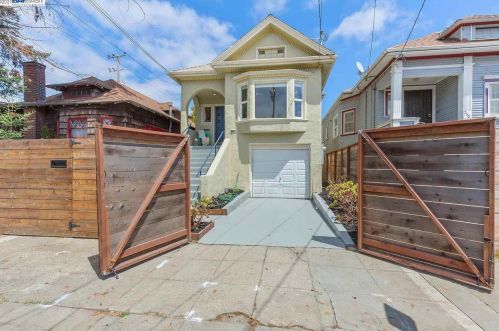 734 31st St, Oakland, CA 94609-2925