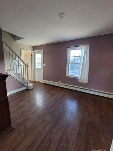 351 Farmington Ave, Bristol CT  06010-3901 exterior
