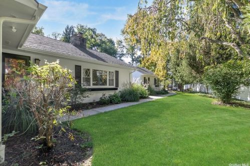 187 Oyster Bay Rd, Matinecock, NY 11560-2323