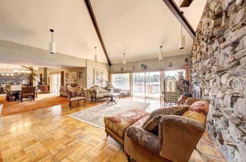44 Overlook Rd, Rock Hill NY  12775-6208 exterior