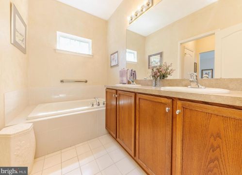 221 Hanover Rd, West Deptford NJ  08086 exterior