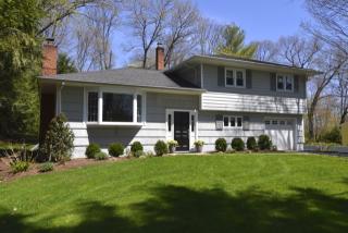 30 Fillow St, Westport, CT 06880-1217