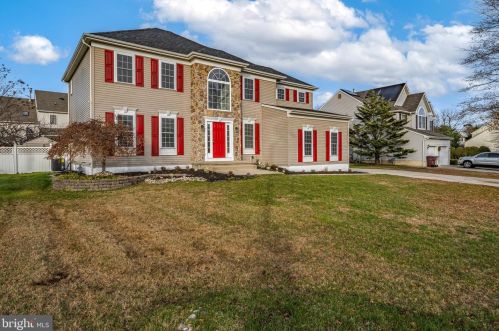 62 Brittany Dr, Berkeley Township, NJ 08721-2488