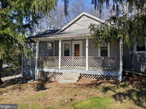 2429 Iron Springs Rd, Charnita, PA 17320-9791