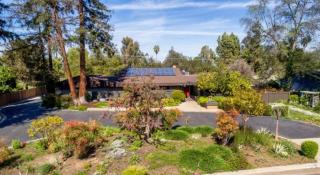 5929 Hamilton Ave, Fresno, CA 93727-6226