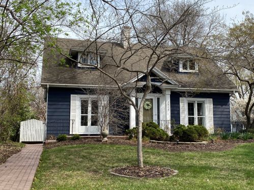 2515 Cass St, La Crosse, WI 54601-4340