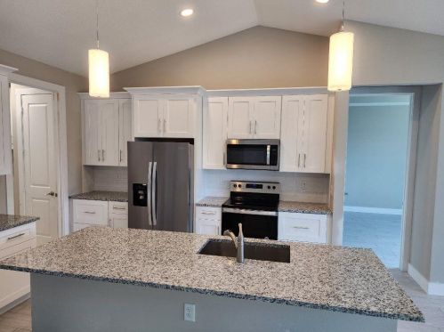974 Nichols Ter, Fort Pierce, FL 34953-2611