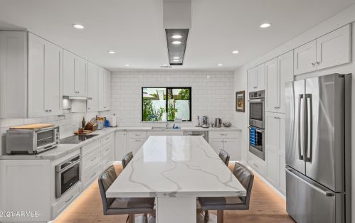 9432 81st St, Scottsdale AZ  85258-1714 exterior