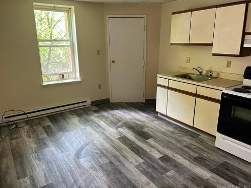 248 Congress Ave, Waterbury, CT 06708-3758