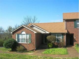 412 Huntington Ridge Dr, Nashville, TN 37211-5992