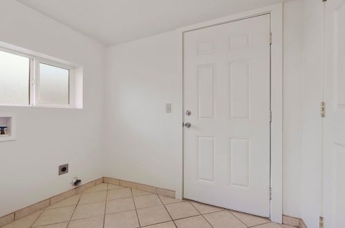 426 Lockeford St, Lodi CA 95240-2335 exterior