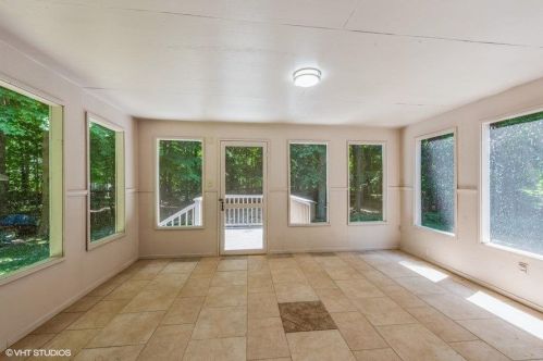 1404 Bartz Rd, Valpo IN  46383-6951 exterior