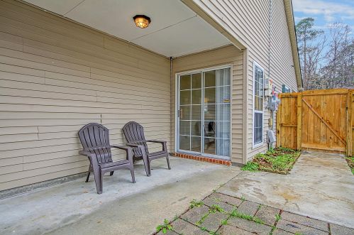 130 Chandler Dr, Ladson SC  29456-4800 exterior