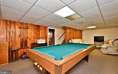 325 Lewis Rd, Limerick PA 19468-1510 exterior