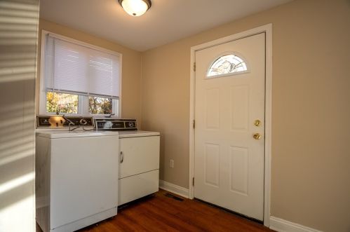 479 Clarksville Rd, Hermitage PA  16148-2976 exterior