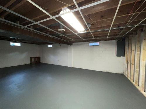 808 Fairmont Ave, New Castle PA  16105-2374 exterior