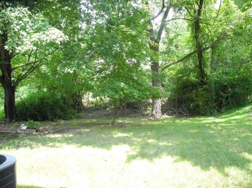 210 Northmont Dr, Verona PA  15147-2950 exterior