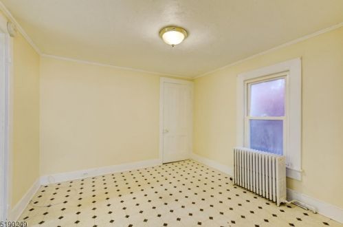 4 Jefferson St, Fredon NJ  07860-2028 exterior