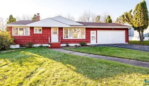 719 Ebony Ave, Duluth MN  55811-5043 exterior