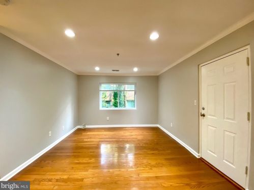 4130 4th St, Washington, DC 20032-3313