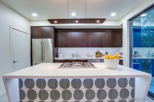 311 Upas St, San Diego CA 92103-5131 exterior